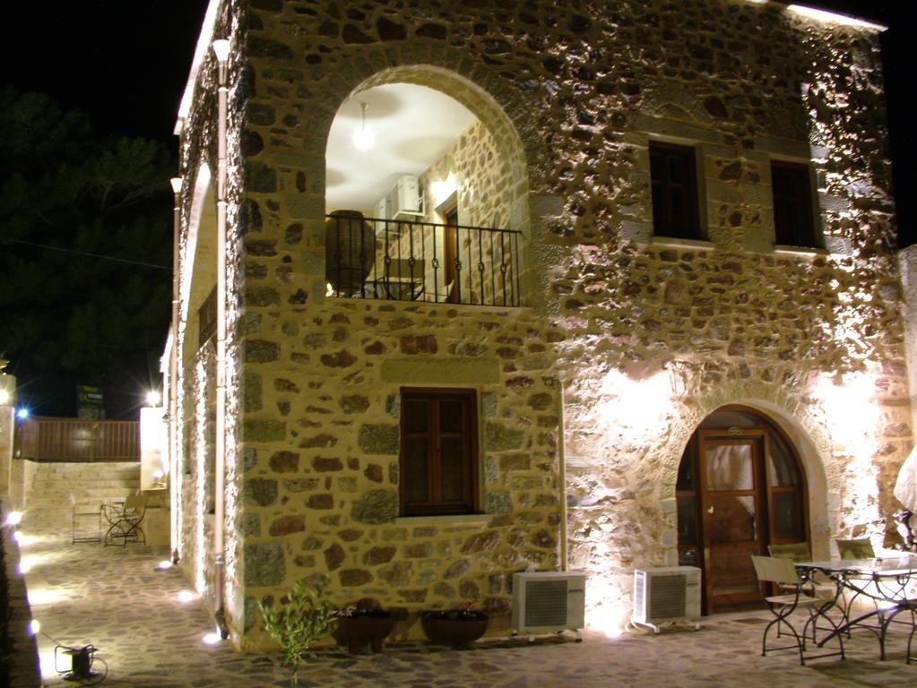 Xenonas Thalis Hotel Skoutarion Exterior photo
